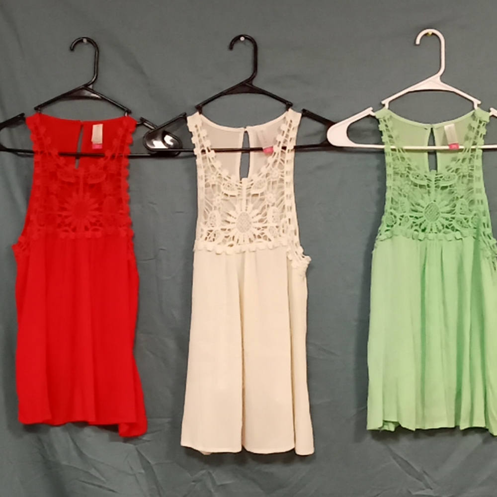 NWT 3 No Boundaries Halter Tank Tops.